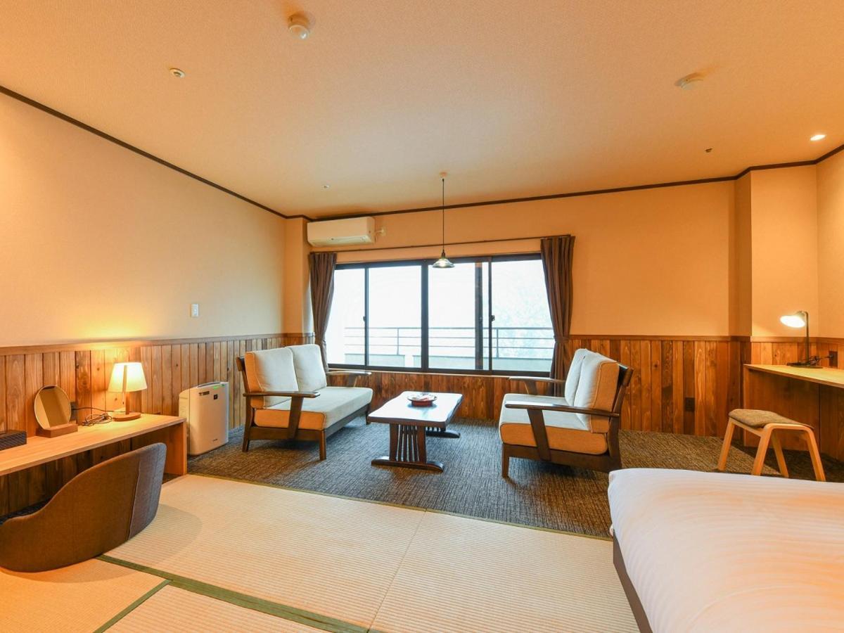 Hotel Kutsurogijuku Chiyotaki Aizu-Wakamatsu Zewnętrze zdjęcie